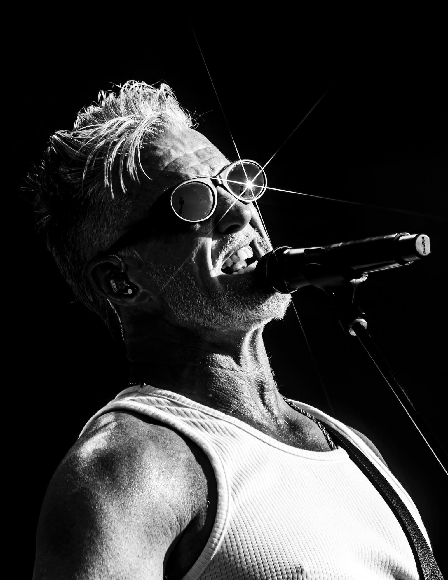 Live music photograph by Adam Davis-Powell, 2 of 16
